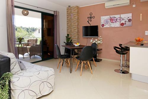 Apartments Triporte