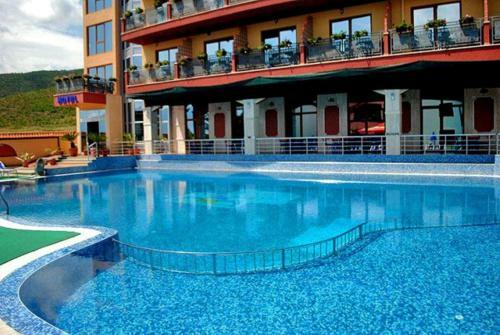 Hotel Lyhnidas