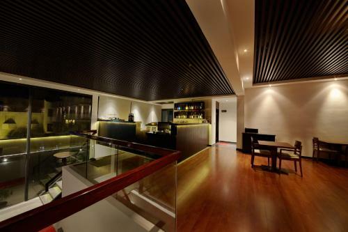Eden Hotel