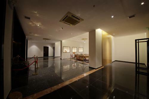 Eden Hotel