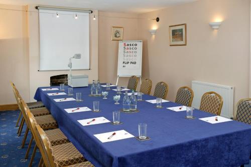 The Country Cottage Hotel