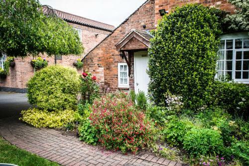 The Country Cottage Hotel