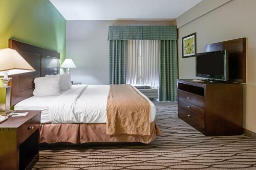 Hotel Quality Suites Sulphur