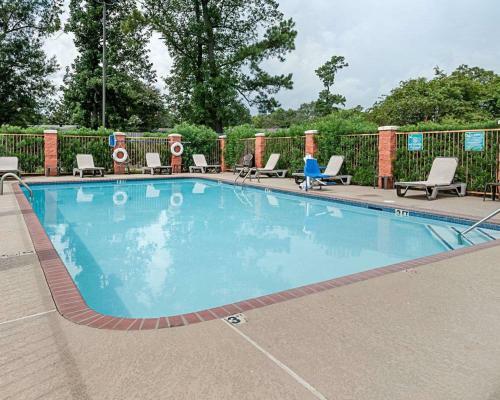 Hotel Quality Suites Sulphur