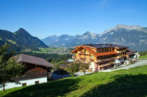 Posada Hotel & Alpengasthof Pinzgerhof
