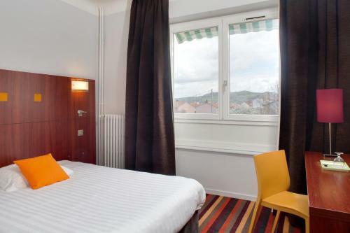 Hotel Logis Le Pariou - Le Jardin