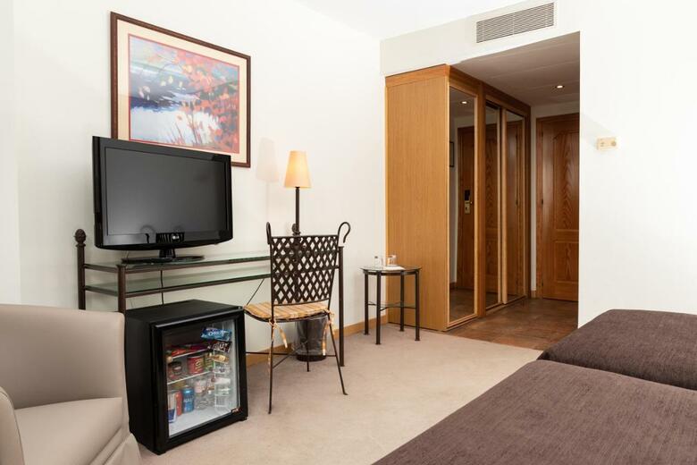 Hotel Termes Montbri�