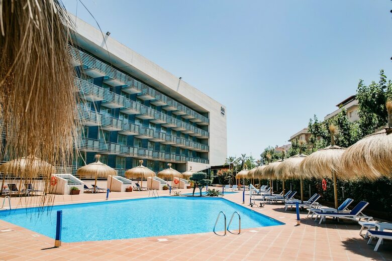 Sol Port Cambrils Hotel