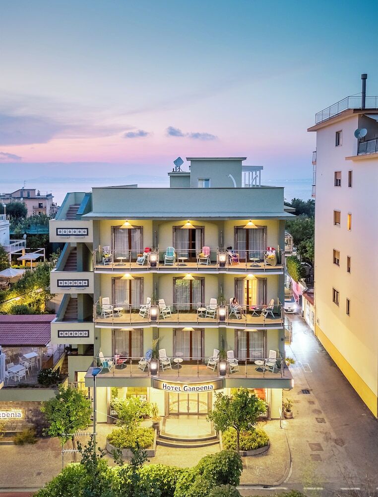 Comfort Hotel Gardenia Sorrento Coast