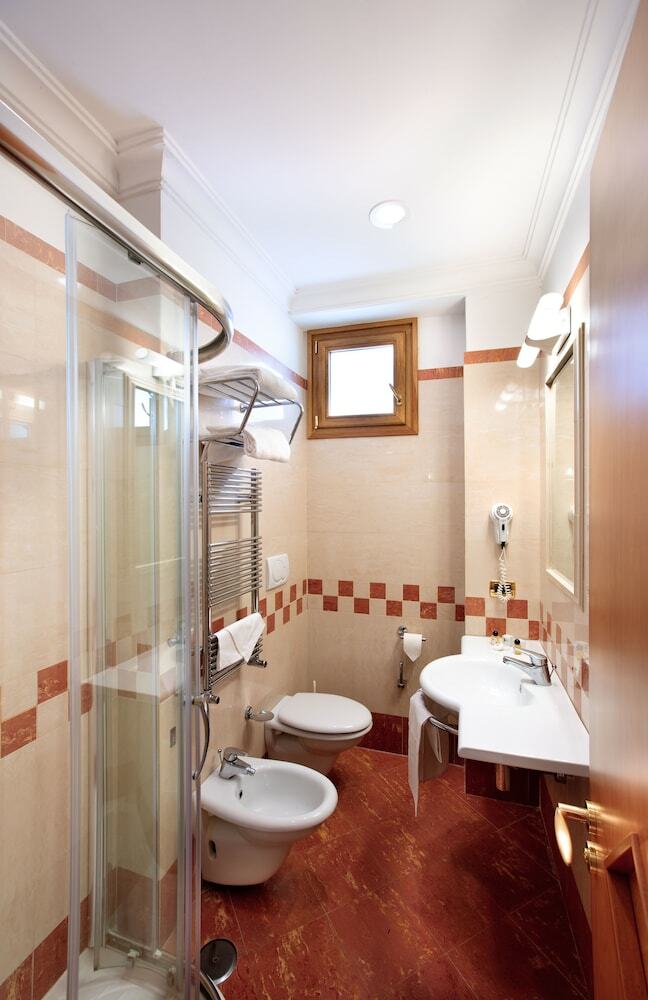 Comfort Hotel Gardenia Sorrento Coast