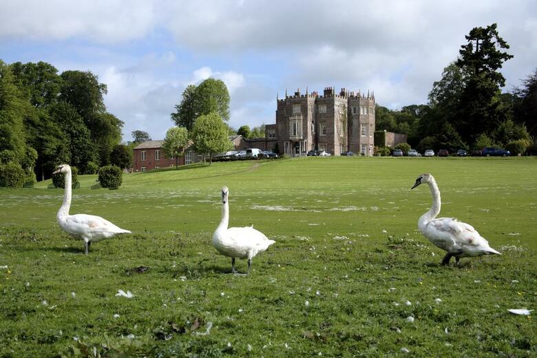 Hotel Donnington Grove And Country Club