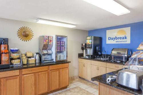 Hotel Days Inn