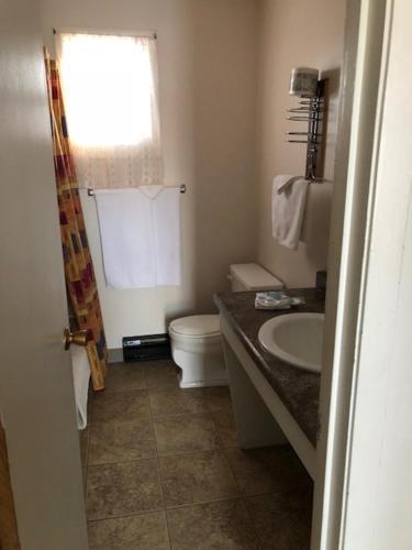 New Country Motel