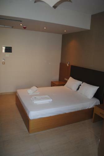 Niriides Studios And Apartments