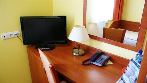 Hotel Wald Economy