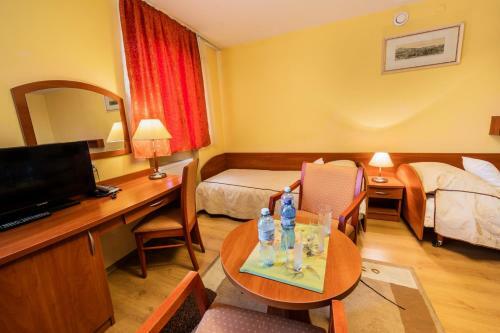 Hotel Wald Economy