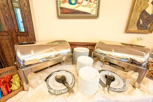 Hotel Wald Economy
