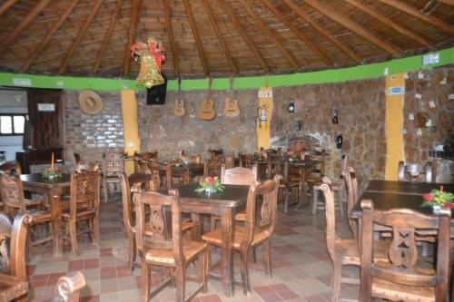 Hotel Caba�as San Cayetano