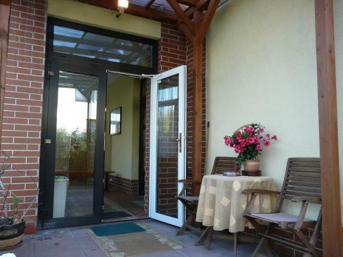 Hostal Pension Em-garni