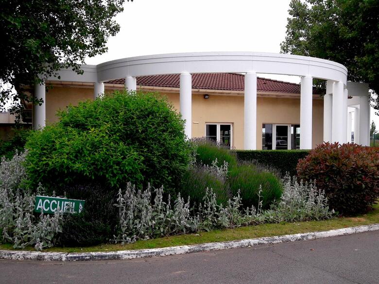Cottage Hotel