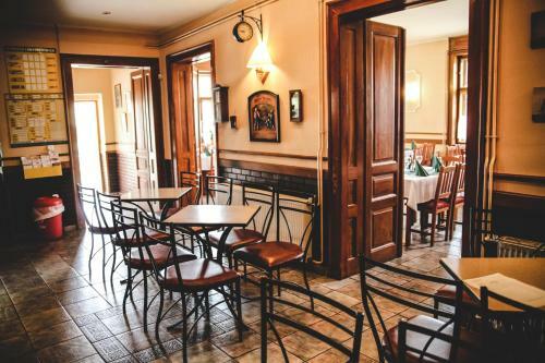 Hostal Borosty�nkert �tterem & Vend�gh�z