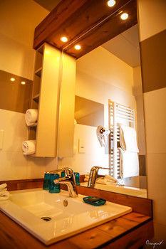 Baya Hotel & Spa