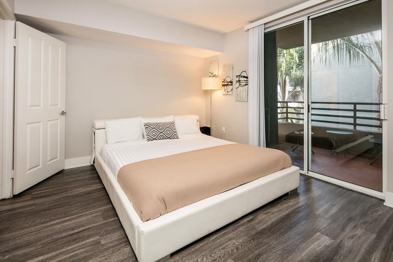 Apartamento Furnished Suites In Corporate