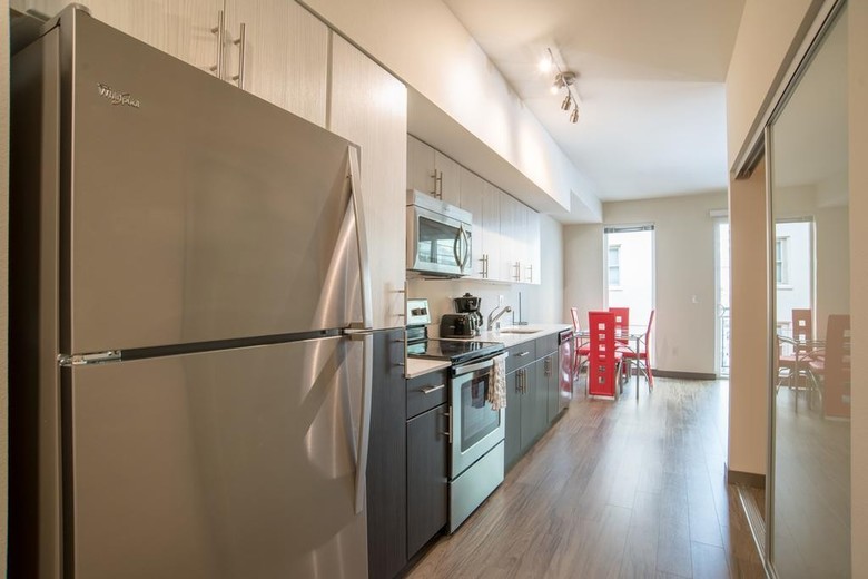 Apartamento Furnished Suites In Corporate