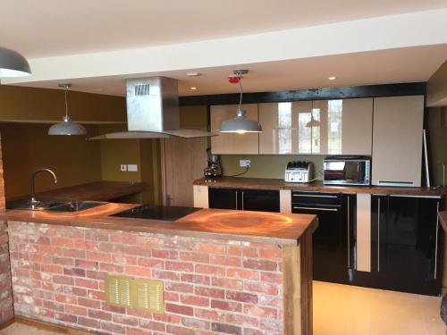 Aparthotel Easton Guest House And Apartments