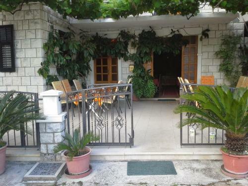 Hostal Villa Kukuljica