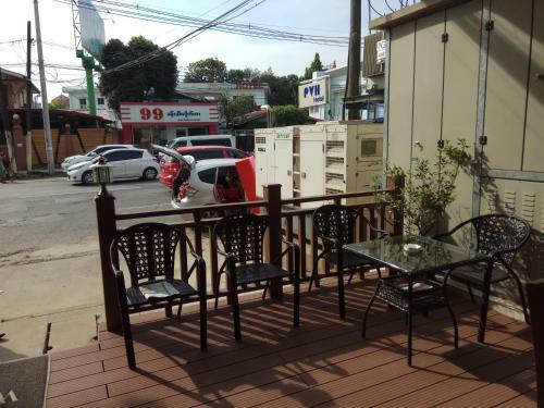 Pleasant View Hotel