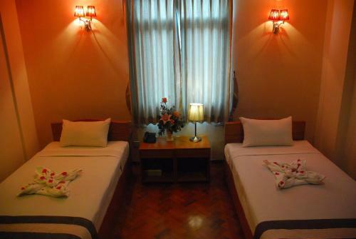 Pleasant View Hotel