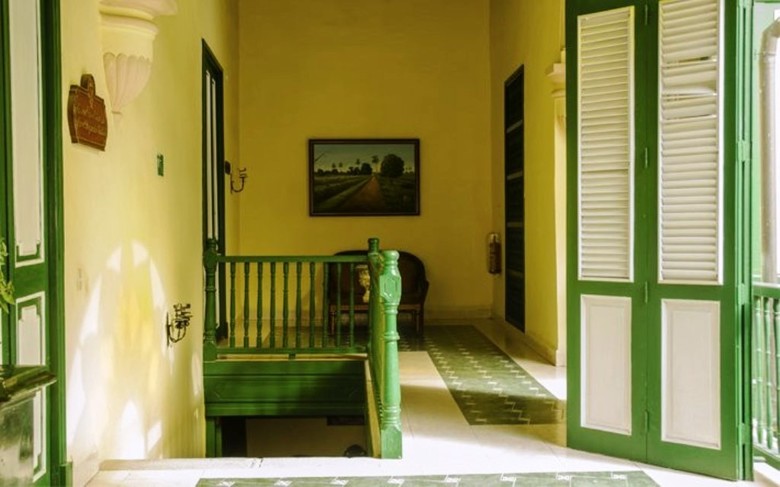 Hotel Conde De Villanueva