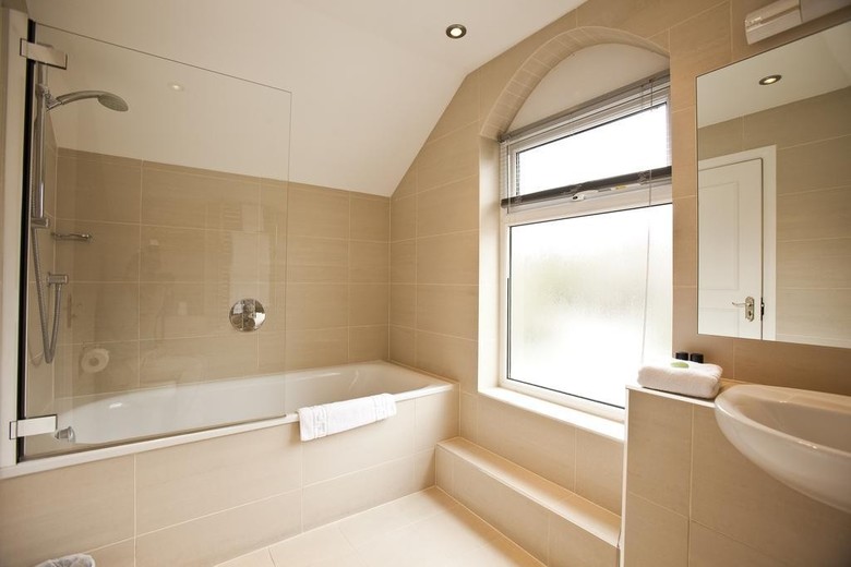 The Lodge Hotel - Putney