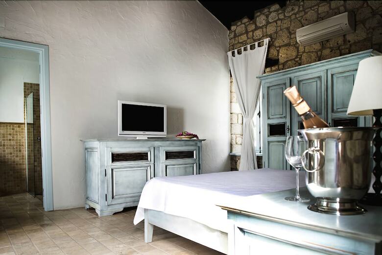 Manastir Alacati Hotel