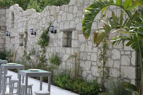 Ala Hotel
