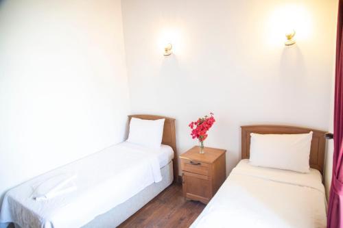 Hostal Ta?delen Hotel