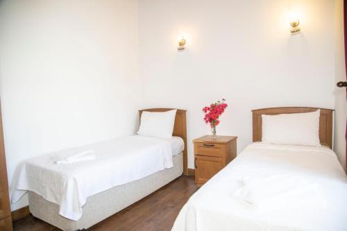 Hostal Ta?delen Hotel