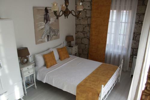 Hotel Adres Ala�at?
