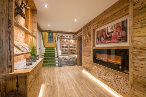 Hostal Pension Alpengru�