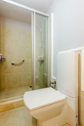 Hostal Sakin Ev Hotel