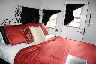 Woodrow House Bed & Breakfast