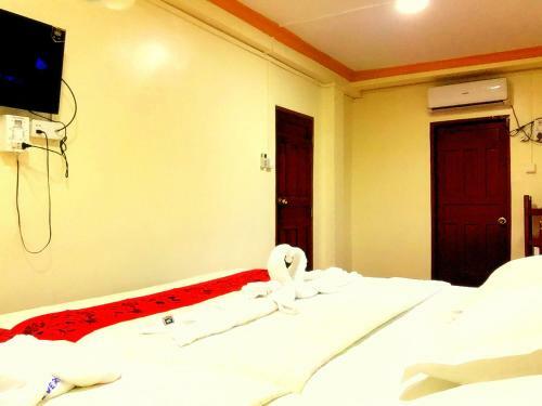 Everest Hotel