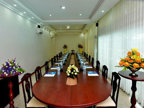 Golden Butterfly Hotel