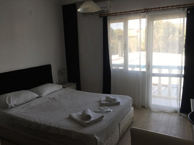 Alacati Sakiz Ev Hotel