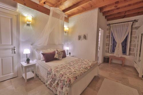 La Grenadine Hotel