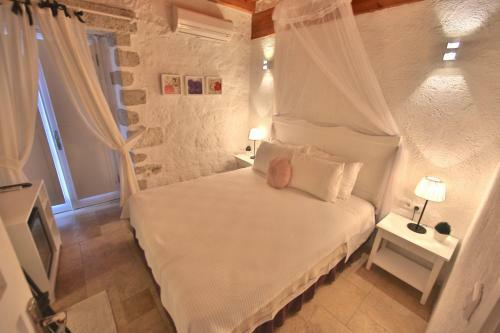 La Grenadine Hotel