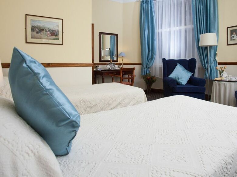 London Elizabeth Hotel