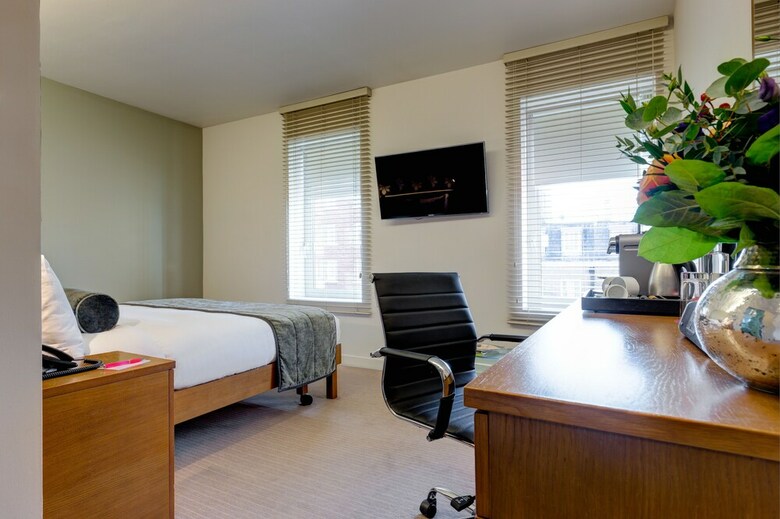 Hotel Ambassadors In Bloomsbury