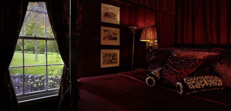 Hotel Prestonfield House